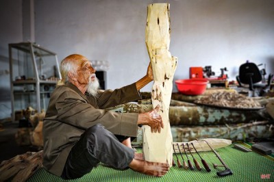 Về làng đục dó tìm trầm ở Hà Tĩnh